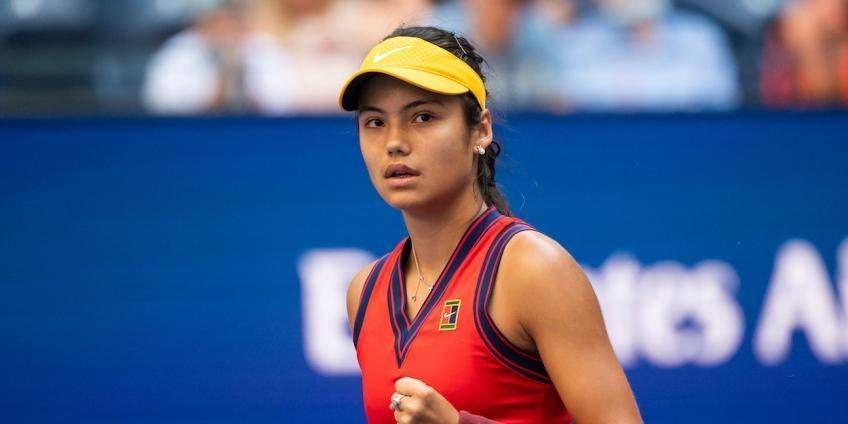 字母哥缺阵进攻受阻！波蒂斯扛起进攻大旗，雄鹿仅得101分