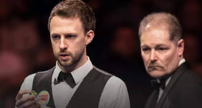 2025赛季，成都蓉城以红焰为刃、热血为甲，在三...