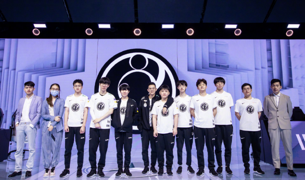 得了荣誉 得了荣誉