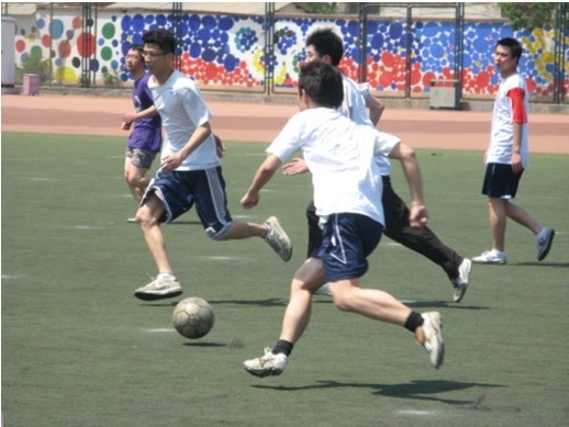 是足球运动 是足球运动